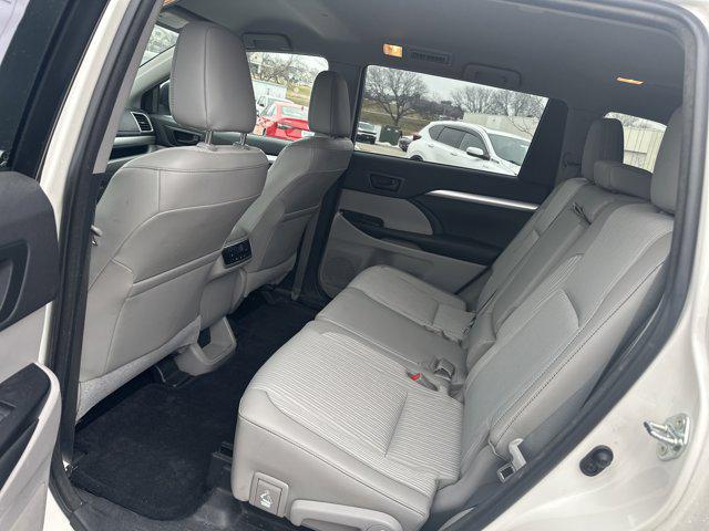used 2015 Toyota Highlander car