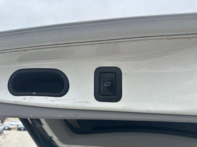 used 2015 Toyota Highlander car