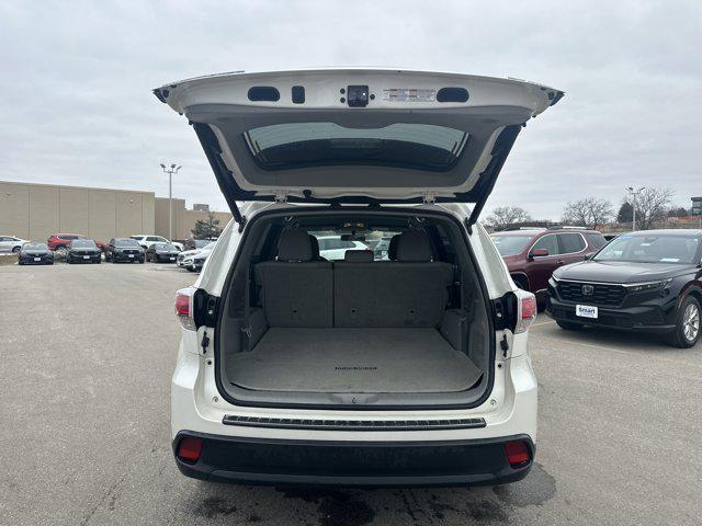 used 2015 Toyota Highlander car