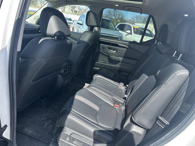 used 2025 Honda Pilot car, priced at $47,050