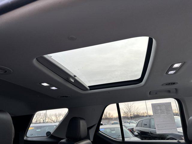 used 2020 Chevrolet Traverse car, priced at $22,476