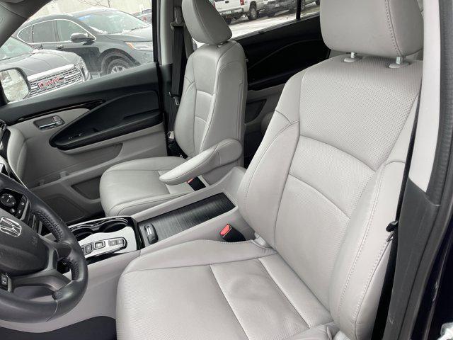 used 2022 Honda Pilot car, priced at $34,792