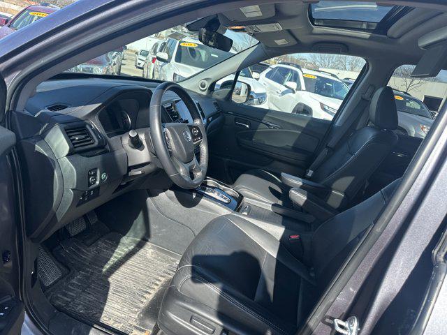 used 2022 Honda Pilot car, priced at $32,772