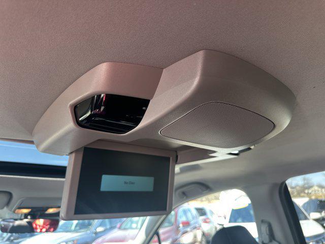 used 2022 Honda Pilot car, priced at $32,772