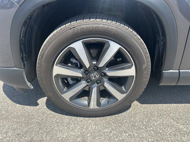 used 2025 Honda Pilot car, priced at $51,784