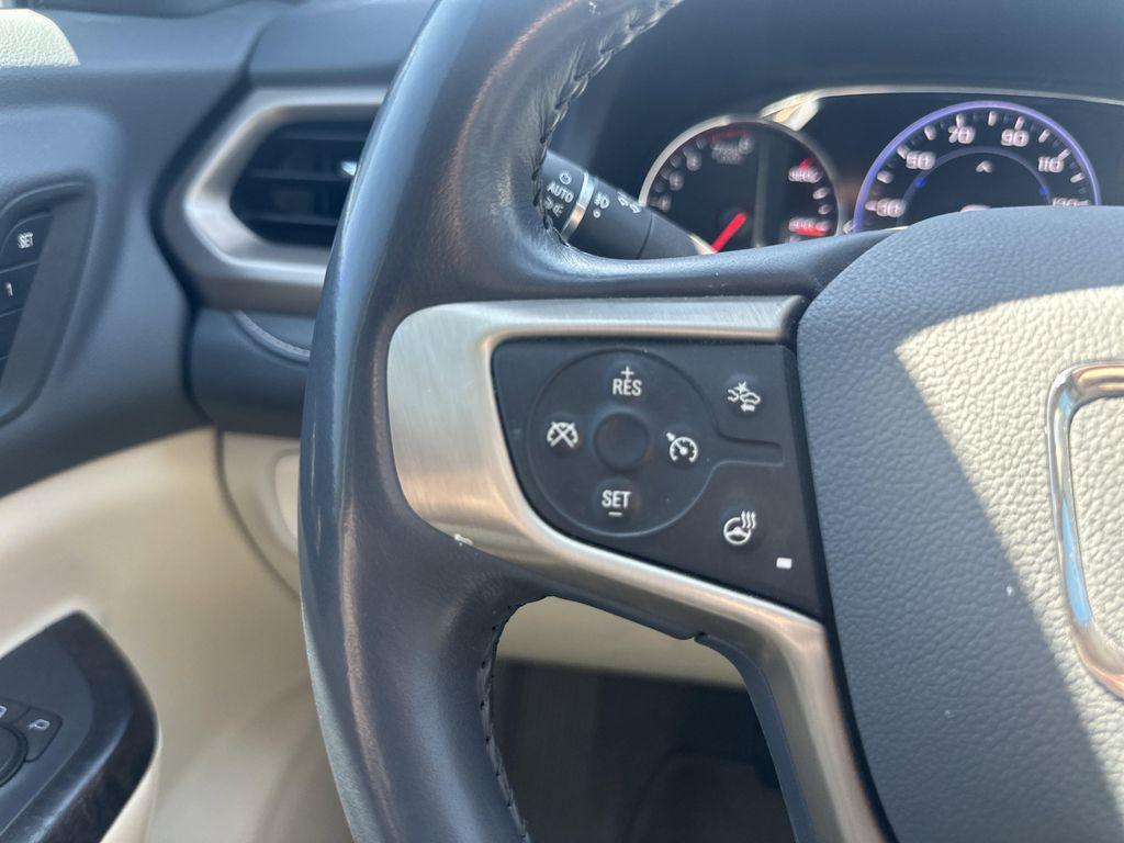 used 2020 GMC Acadia car, priced at $23,170
