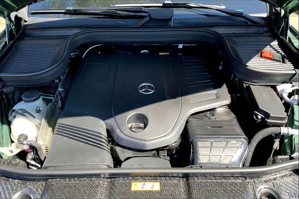 new 2026 Mercedes-Benz GLE 450 car, priced at $94,725