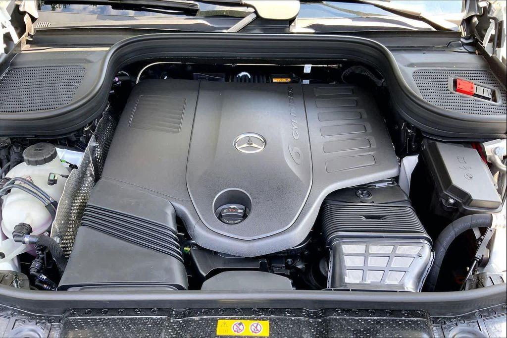 new 2026 Mercedes-Benz GLS 450 car, priced at $102,440