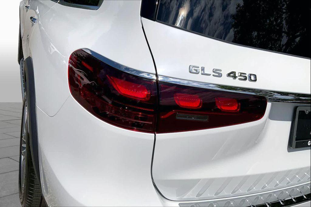 new 2026 Mercedes-Benz GLS 450 car, priced at $102,440