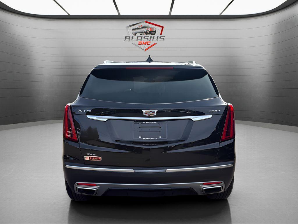 used 2023 Cadillac XT5 car, priced at $31,393