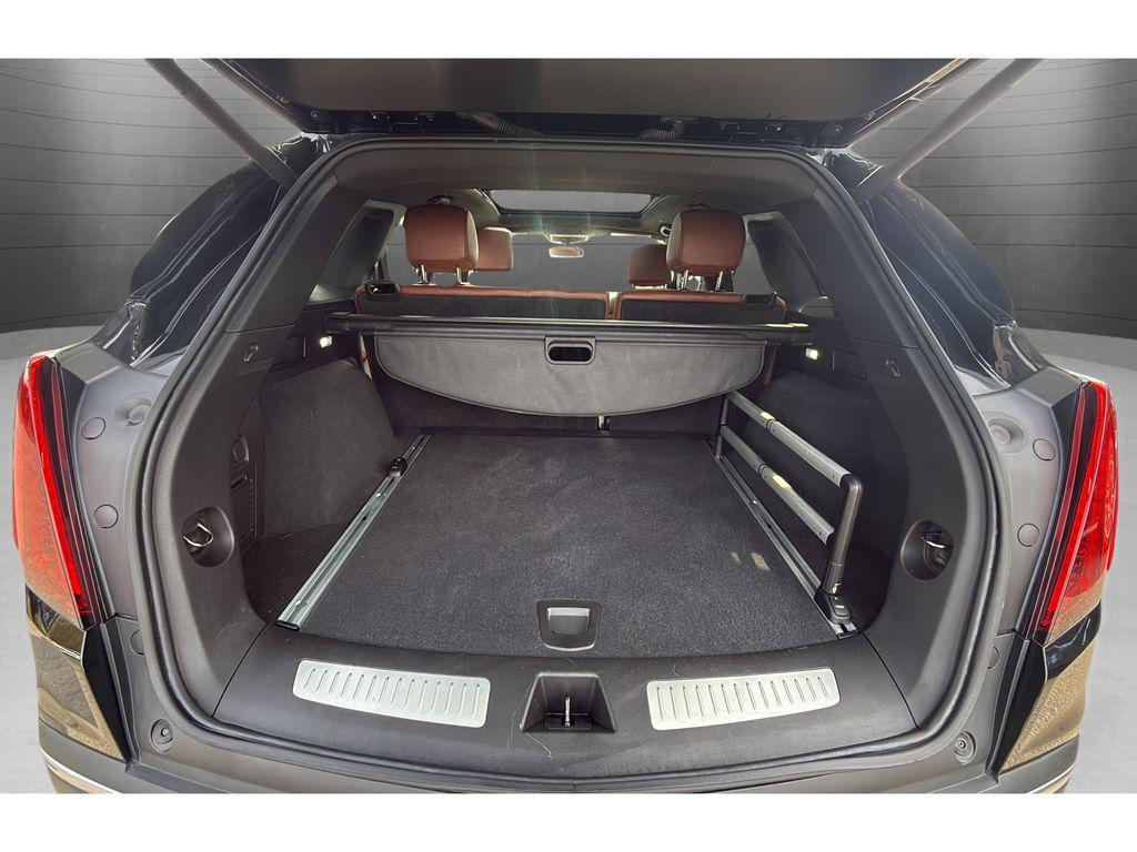 used 2023 Cadillac XT5 car, priced at $31,393