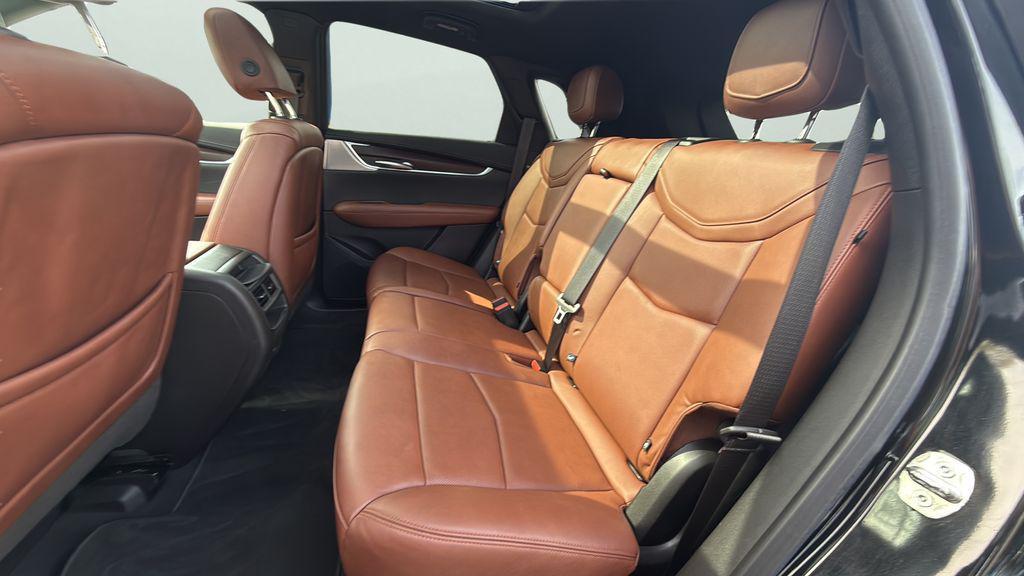 used 2023 Cadillac XT5 car, priced at $31,393
