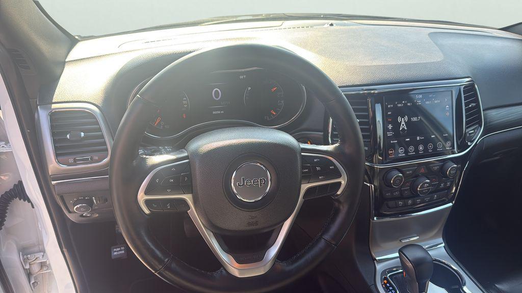 used 2022 Jeep Grand Cherokee car, priced at $27,984