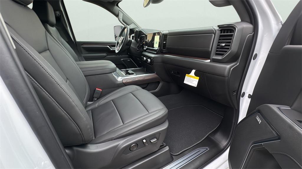 new 2026 GMC Sierra 2500 car, priced at $79,555