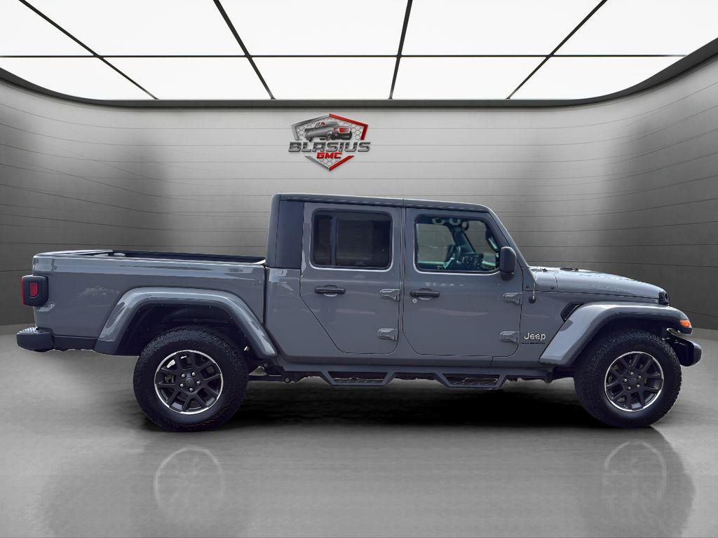 used 2023 Jeep Gladiator car, priced at $28,383