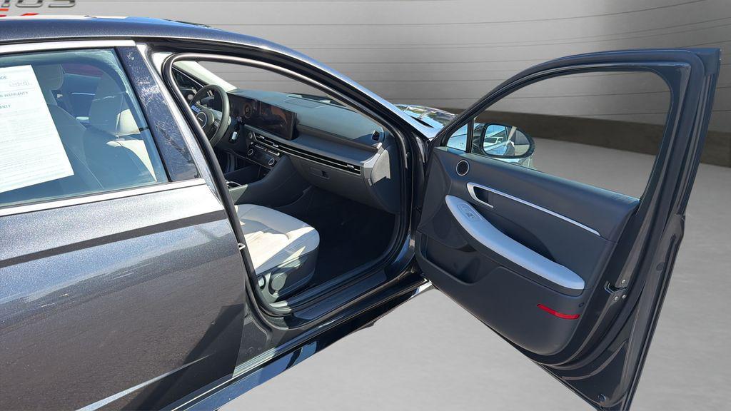 used 2025 Hyundai Sonata car, priced at $20,992