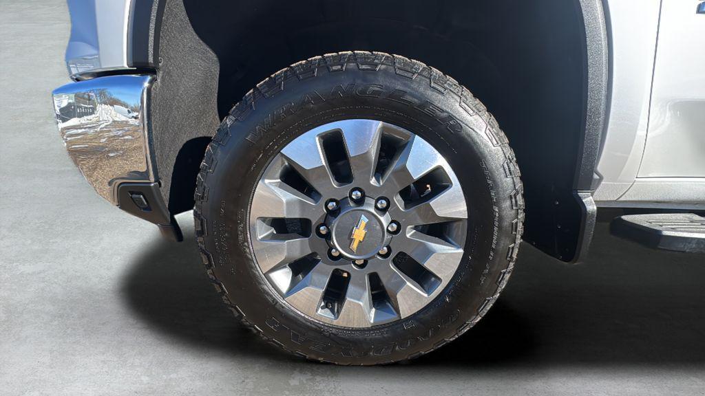 used 2024 Chevrolet Silverado 2500 car, priced at $52,910