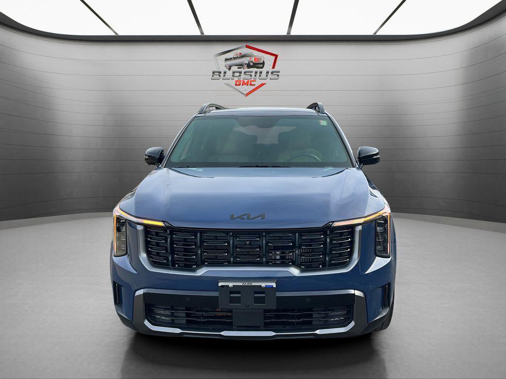 used 2024 Kia Sorento car, priced at $35,910