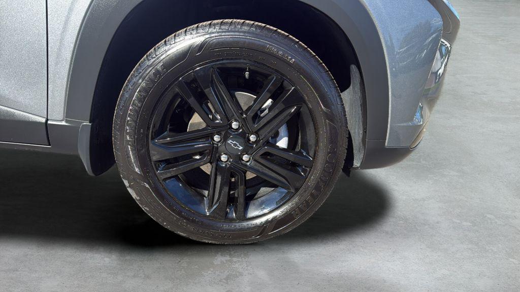 used 2025 Chevrolet Trax car, priced at $24,496