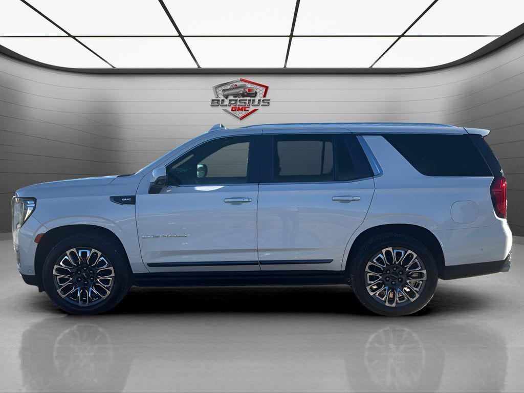 used 2023 GMC Yukon car, priced at $62,989