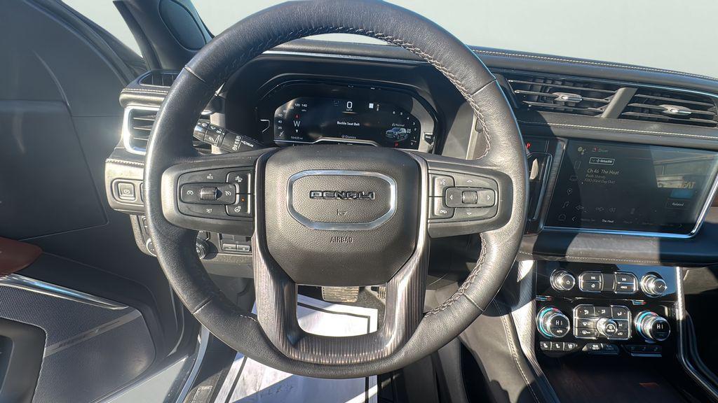 used 2023 GMC Yukon car, priced at $62,989