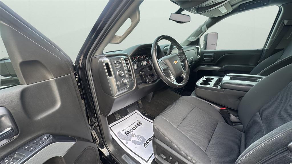 used 2015 Chevrolet Silverado 2500 car, priced at $27,995