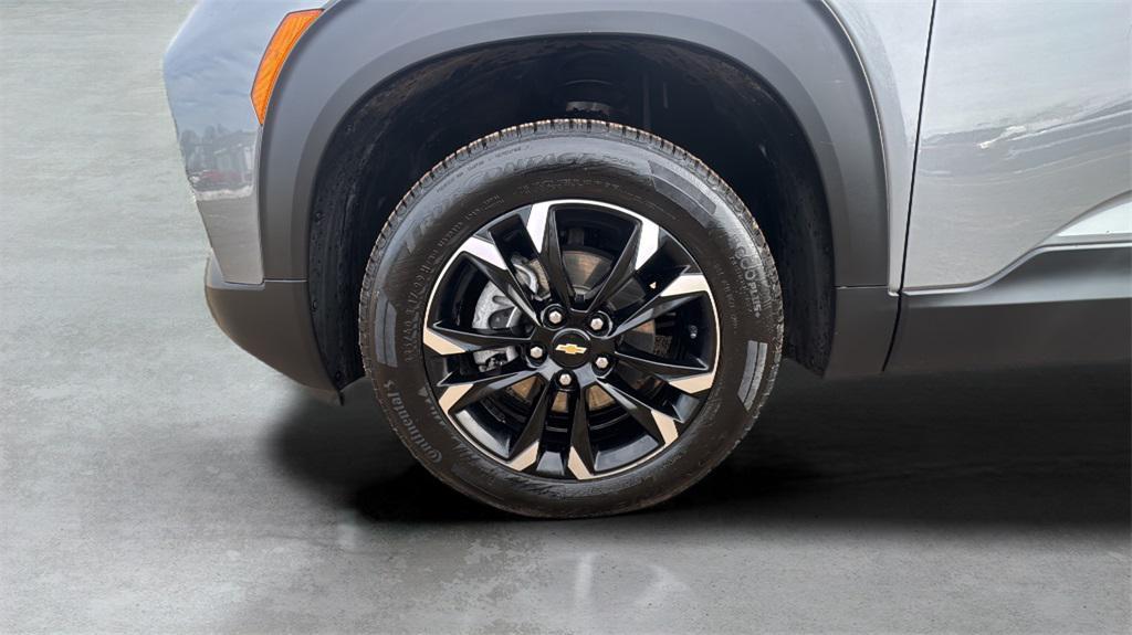 used 2023 Chevrolet TrailBlazer car, priced at $18,593