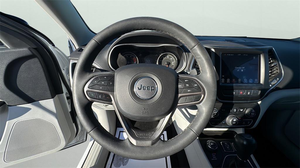 used 2022 Jeep Cherokee car, priced at $17,947