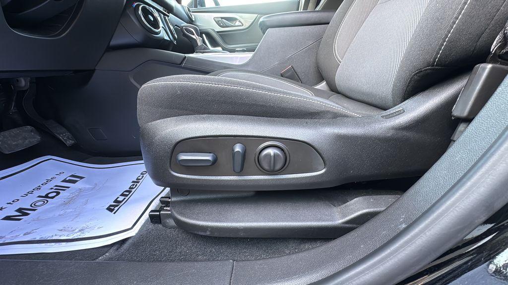 used 2025 Chevrolet Blazer car, priced at $23,922