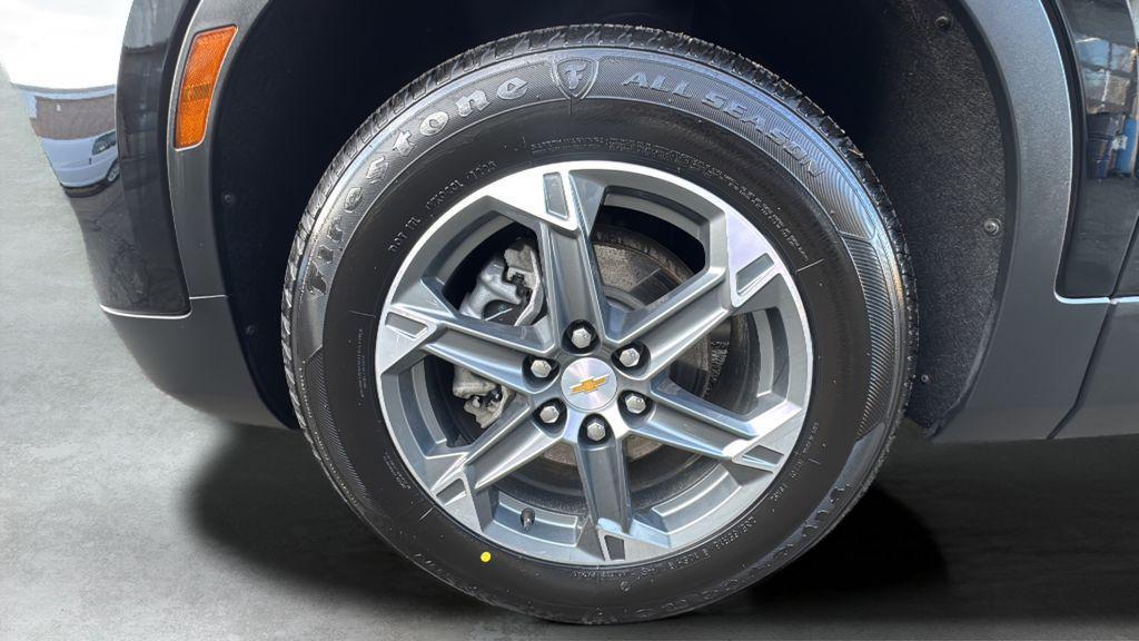 used 2025 Chevrolet Blazer car, priced at $23,922