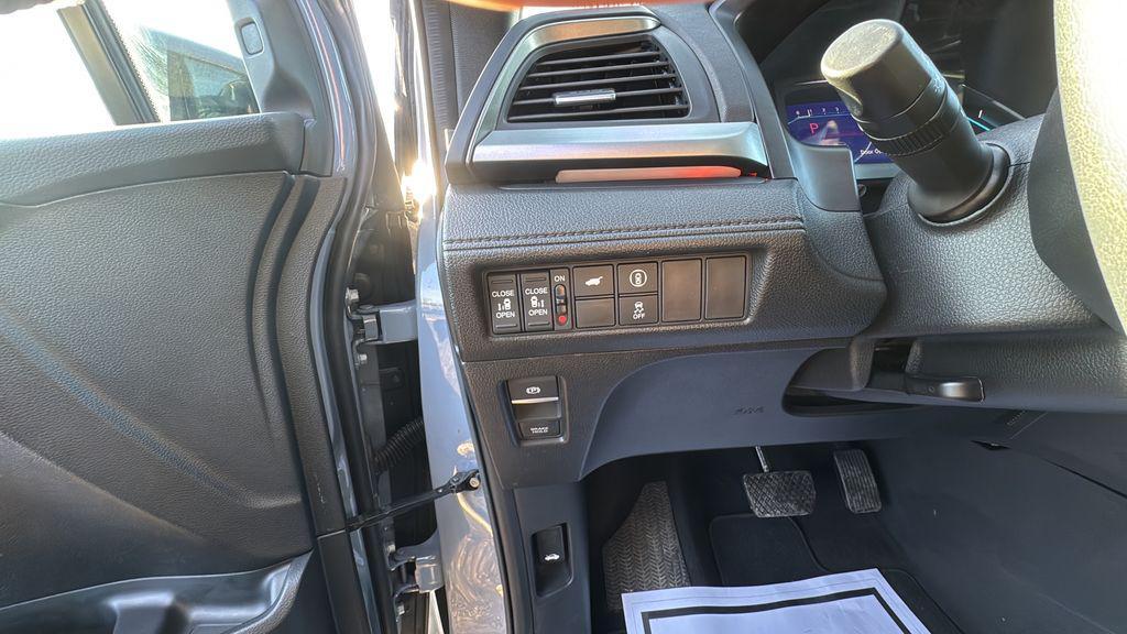 used 2023 Honda Odyssey car, priced at $29,995