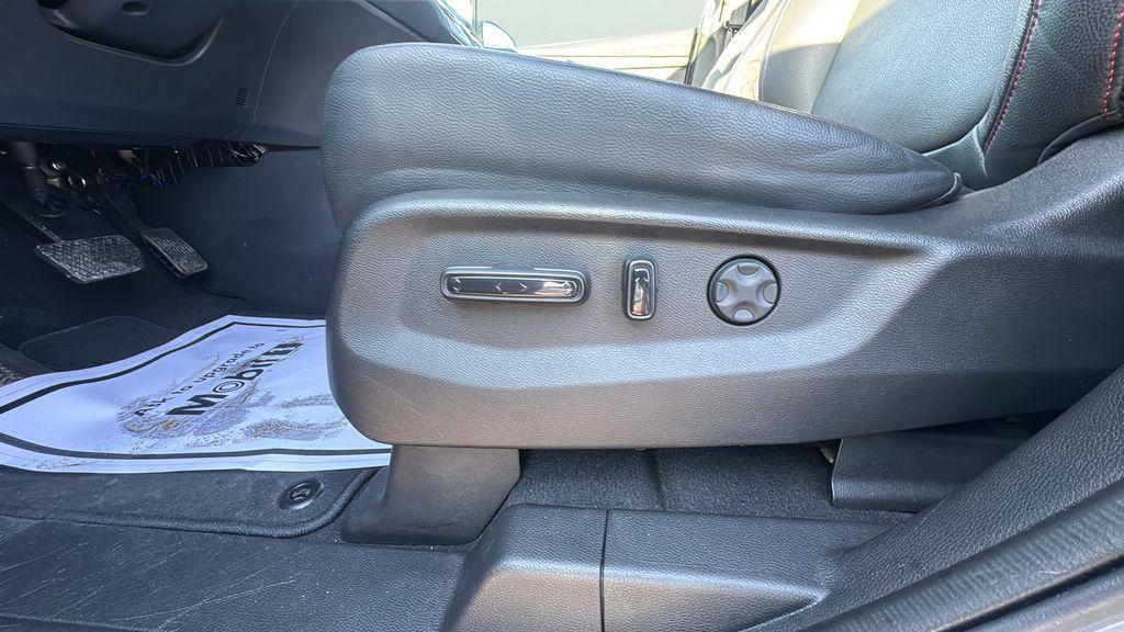 used 2023 Honda Odyssey car, priced at $29,995