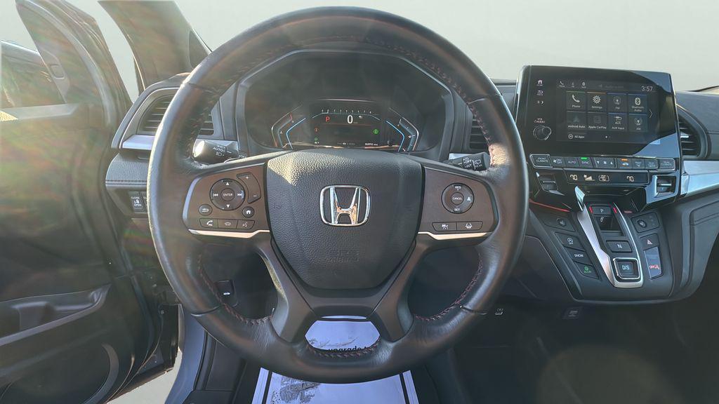 used 2023 Honda Odyssey car, priced at $29,995