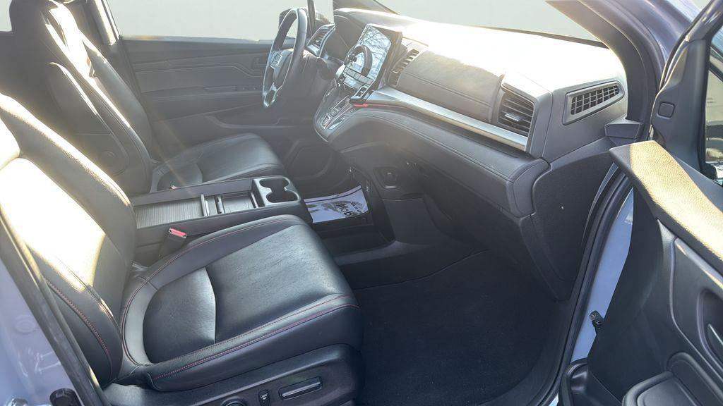 used 2023 Honda Odyssey car, priced at $29,995