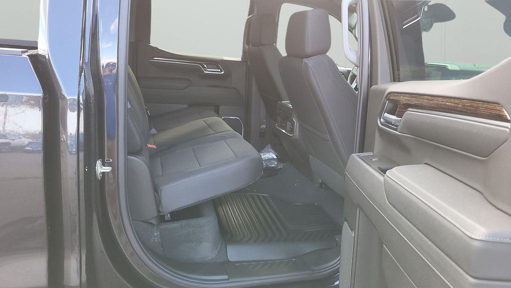 used 2025 GMC Sierra 1500 car, priced at $49,989