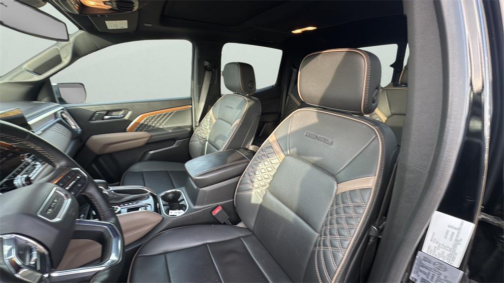 used 2023 GMC Canyon car, priced at $38,731