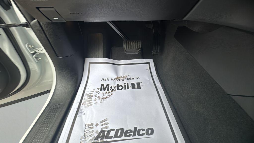 used 2023 Jeep Grand Cherokee L car, priced at $29,995