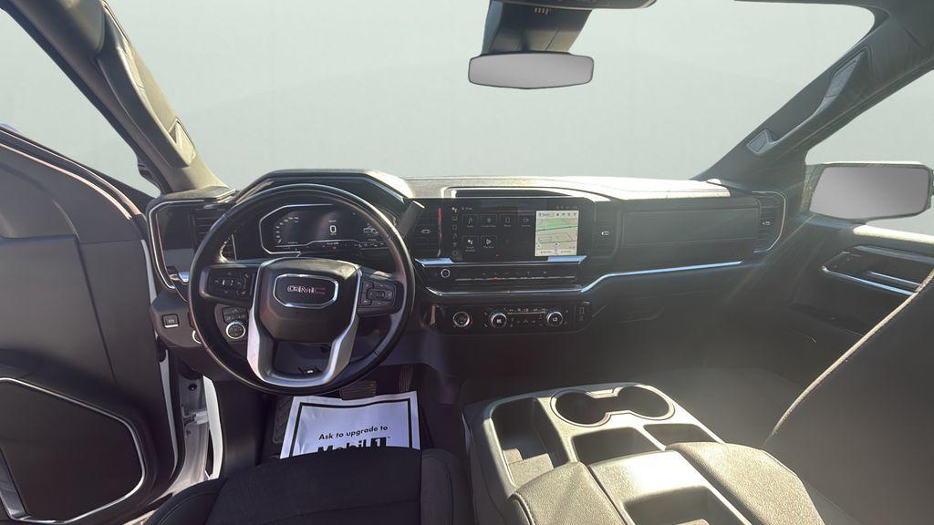 used 2023 GMC Sierra 1500 car, priced at $32,999