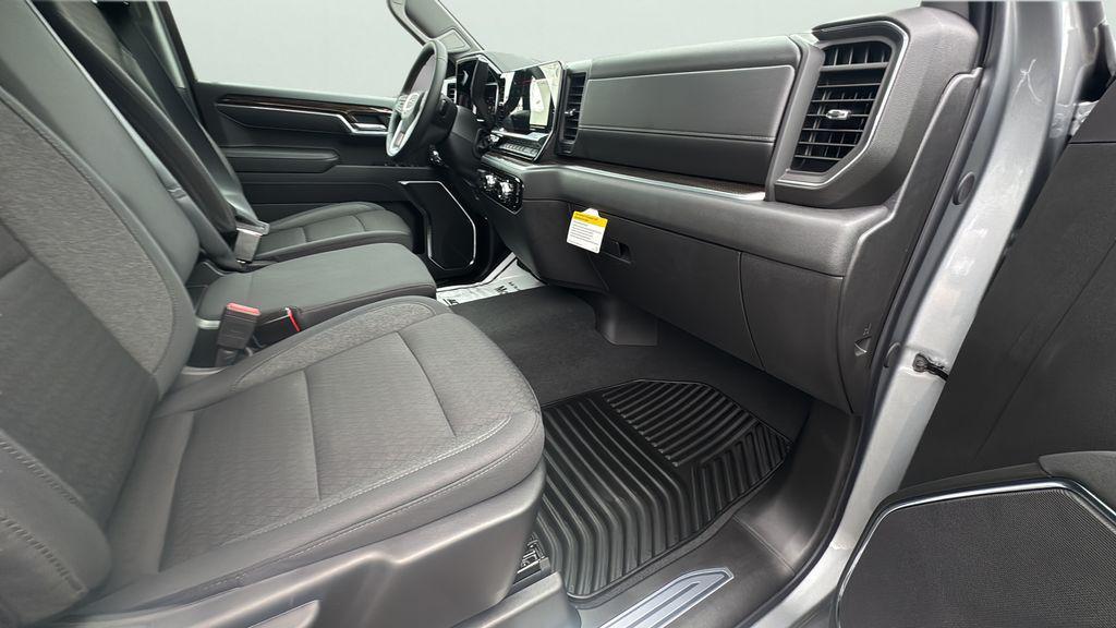 new 2026 GMC Sierra 1500 car, priced at $48,935