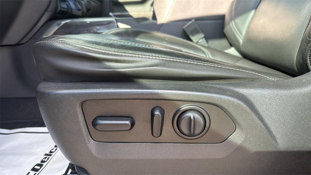 used 2020 Chevrolet Silverado 1500 car, priced at $32,832