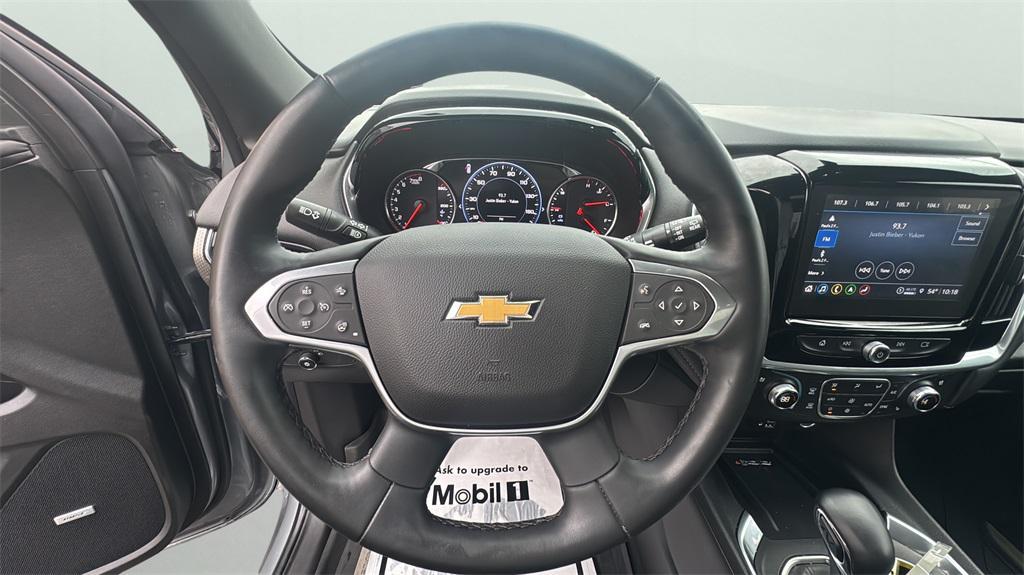 used 2023 Chevrolet Traverse car, priced at $30,916