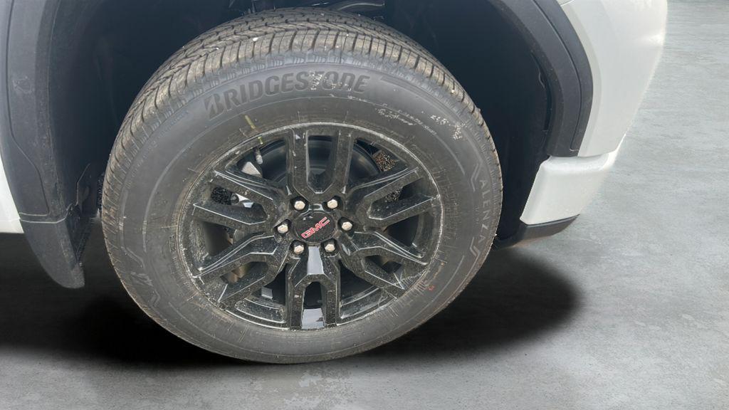 new 2026 GMC Sierra 1500 car, priced at $48,837