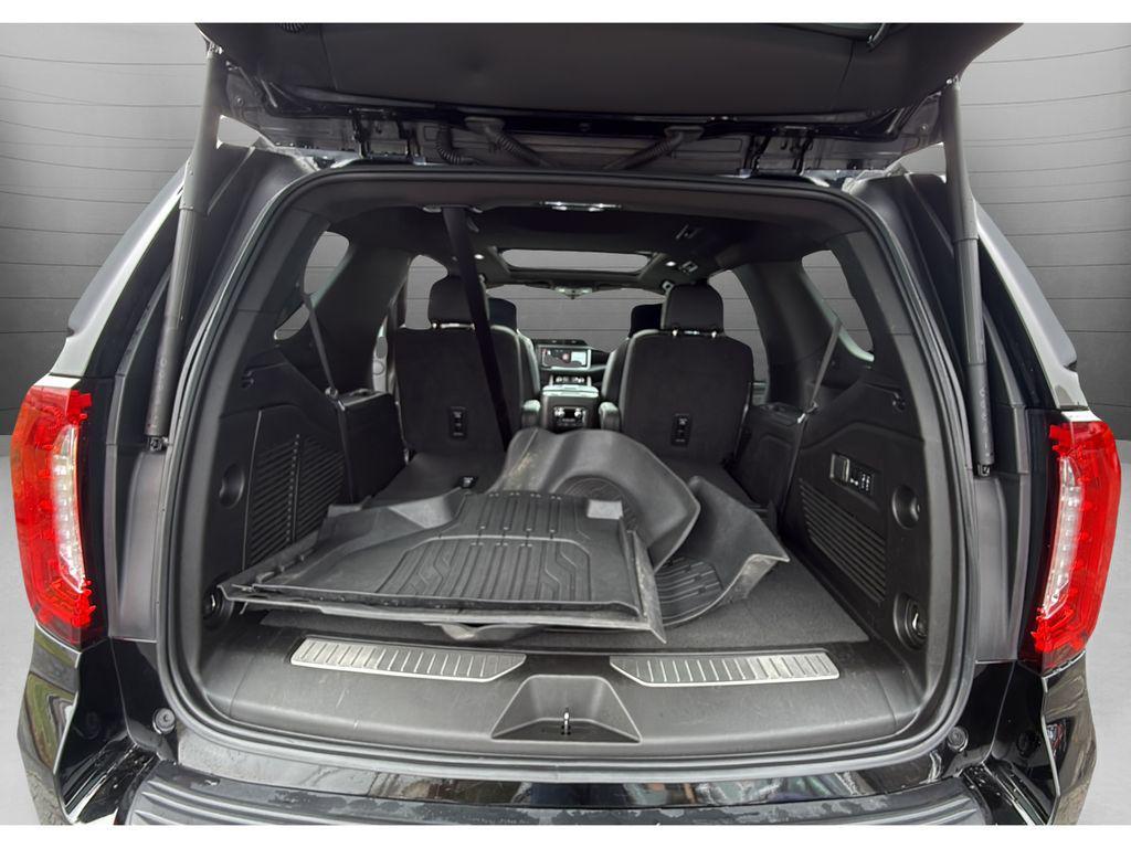 used 2022 GMC Yukon car, priced at $56,987