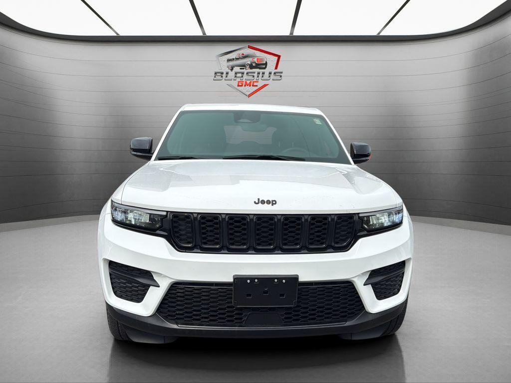 used 2023 Jeep Grand Cherokee car, priced at $32,982