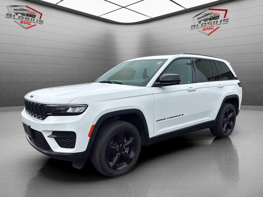 used 2023 Jeep Grand Cherokee car, priced at $32,982