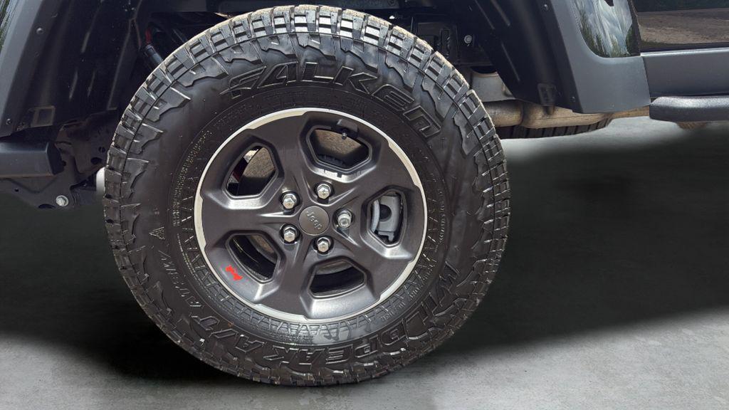 used 2023 Jeep Gladiator car, priced at $39,992