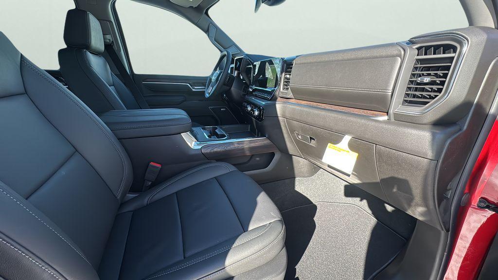 new 2026 GMC Sierra 2500 car, priced at $80,200