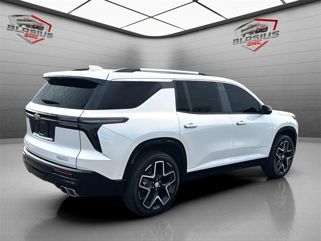used 2025 Chevrolet Traverse car, priced at $48,995
