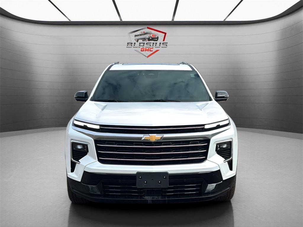 used 2025 Chevrolet Traverse car, priced at $48,995