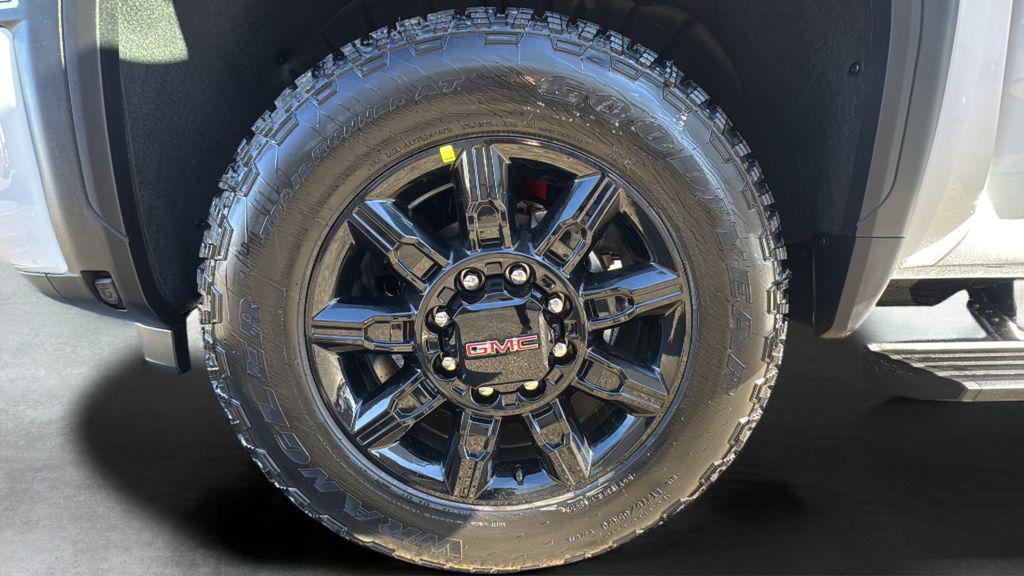 new 2026 GMC Sierra 2500 car, priced at $83,665